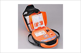 ＡＥＤ：自動体外式除細動器（Automated External Defibrillator）